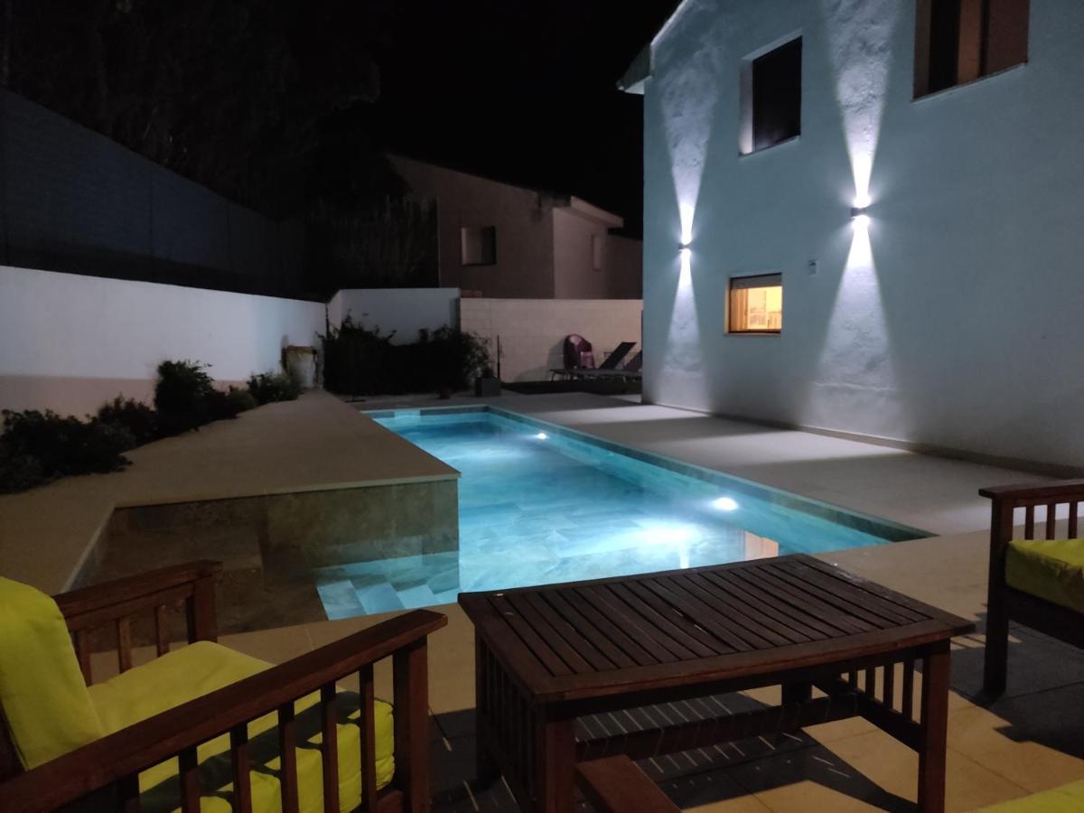 Apto. El Pozo De Las Nieves Con Piscina Cobisa Ngoại thất bức ảnh